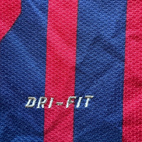 FCB BARCELONA DAVID VILLA JERSEY Nike Authentic Youth Small No Size Tag See Pics - Picture 3 of 7